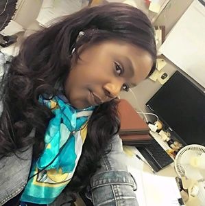 Meet your Posher, Fatima